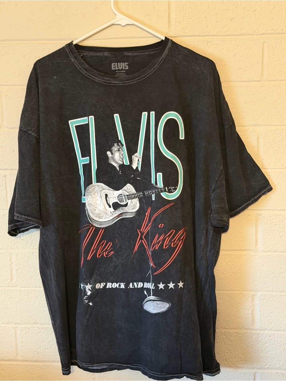 Official Elvis Presley The King of Rock and Roll Mineral Wash Graphic Tee 3x